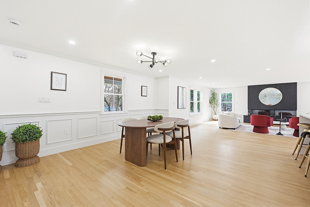 565 Elm Street Concord, MA 01742 - Photo 13 of 35