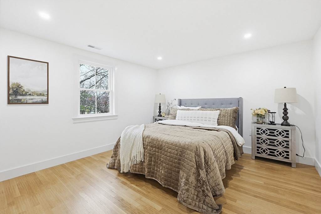 565 Elm Street Concord, MA 01742 - Photo 23 of 35