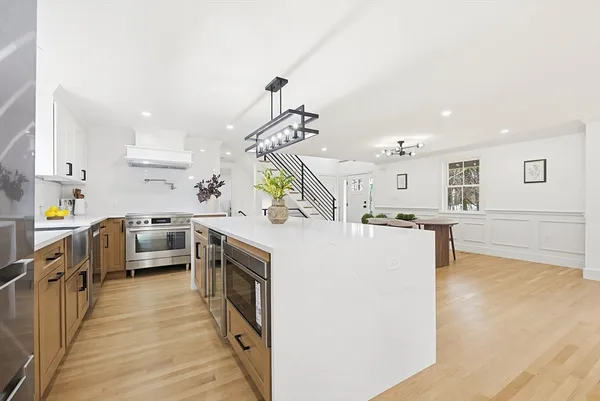 $2,199,000 | 565 Elm Street, Concord, MA 01742
