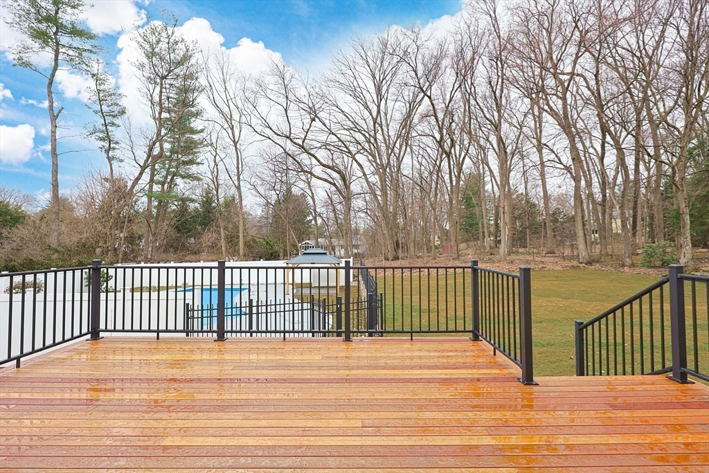 565 Elm Street Concord, MA 01742 - Photo 32 of 35
