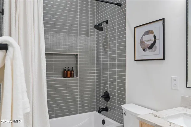 $1,699,999 | 21682 North 53rd Drive, Glendale, AZ 85308