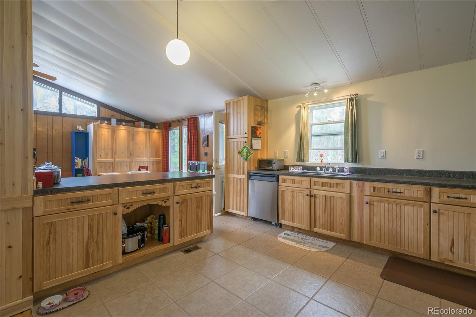 4320 Vale Road Colorado Springs, CO 80908 - Photo 7 of 30 Gallery Image 7
