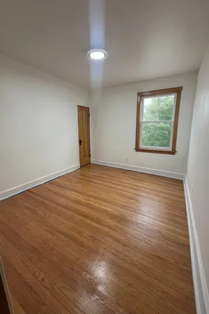 $2,000 | 5434 West School Street, Unit 2, Chicago, IL 60641