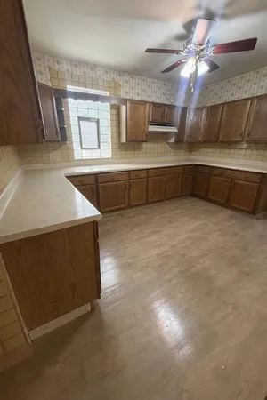 $2,000 | 5434 West School Street, Unit 2, Chicago, IL 60641