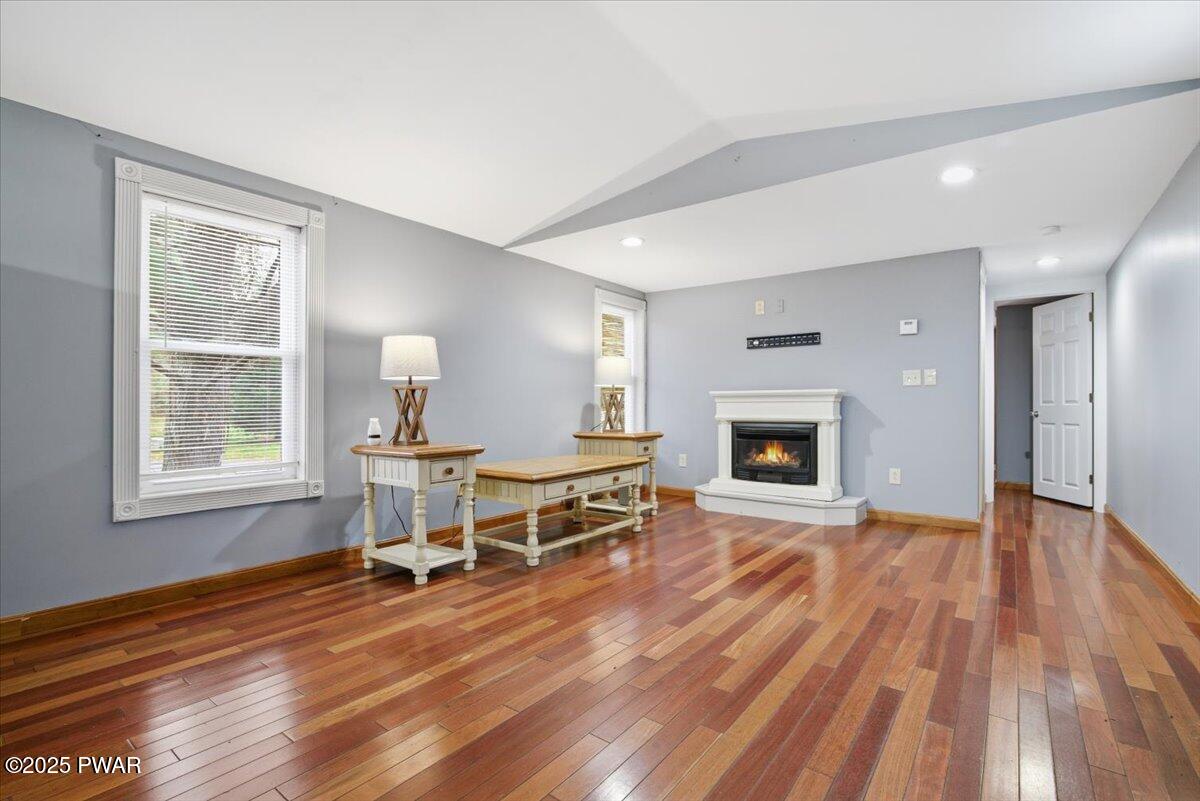 1011 Towpath Road Hawley, PA 18428 - Photo 10 of 40