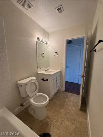 $1,300 | 5188 River Glen Drive, Unit 458, Las Vegas, NV 89103
