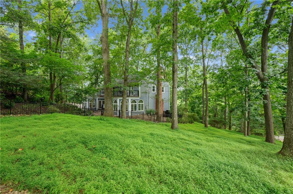 1258 Fox Chapel Road Pittsburgh, PA 15238 - Photo 15 of 38 Gallery Image 15