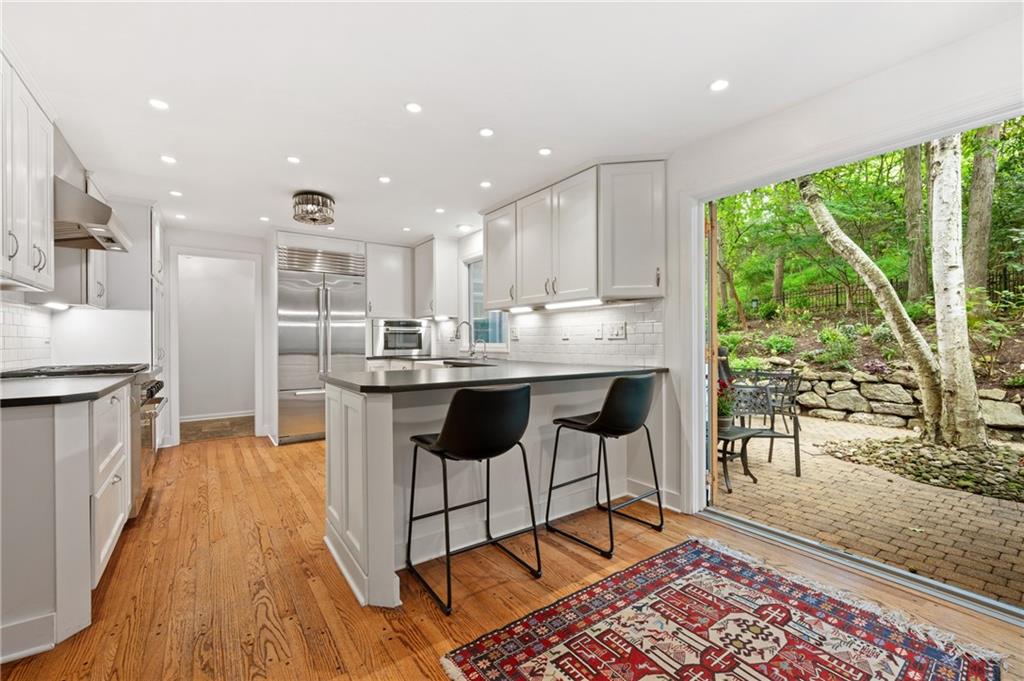 1258 Fox Chapel Road Pittsburgh, PA 15238 - Photo 7 of 38 Gallery Image 7