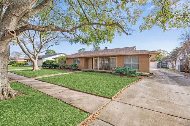 $350,000 | 5751 Jason Street, Houston, TX 77096