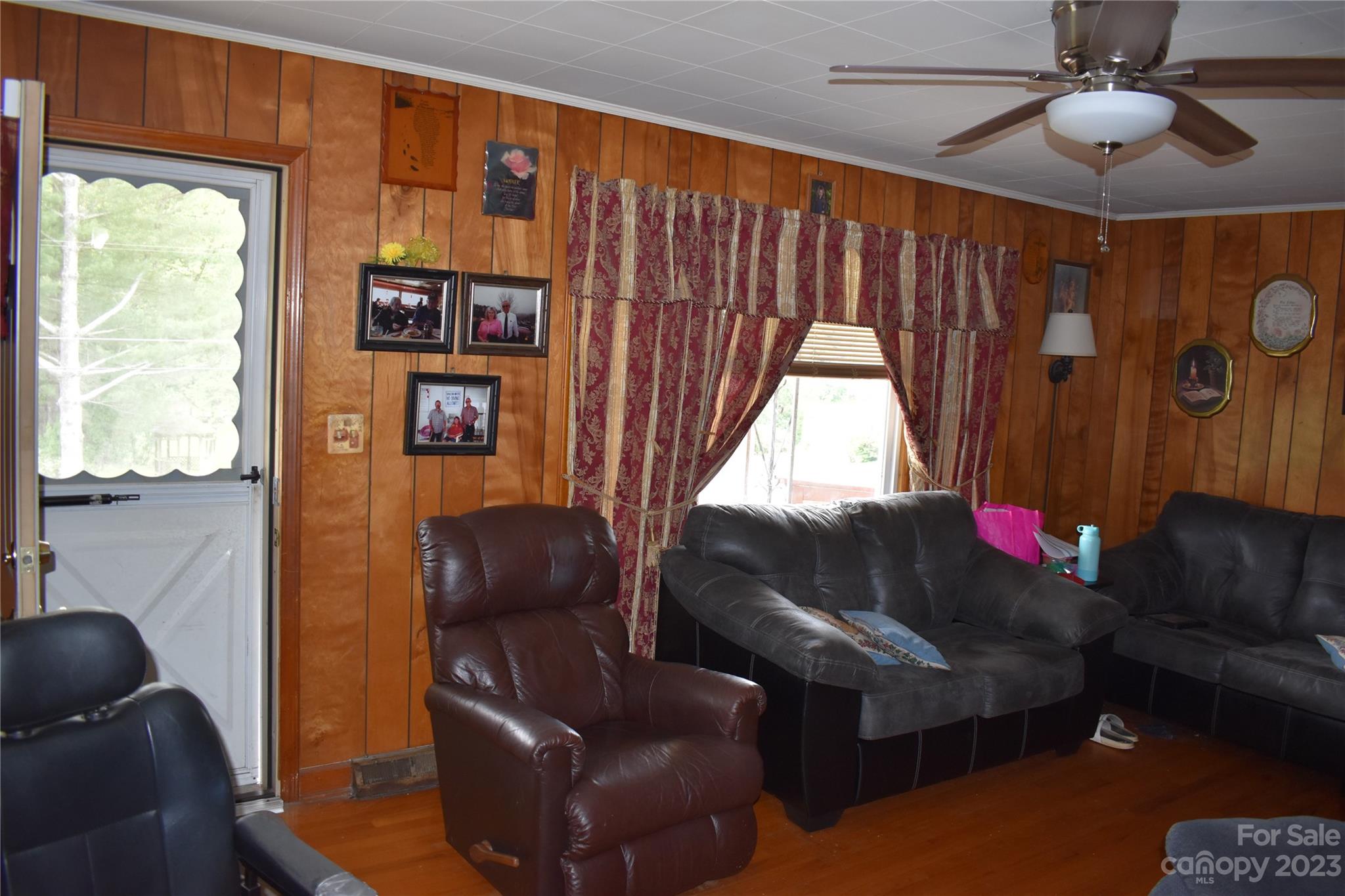 484 Worley Road Marion, NC 28752 - Photo 4 of 42 Gallery Image 4
