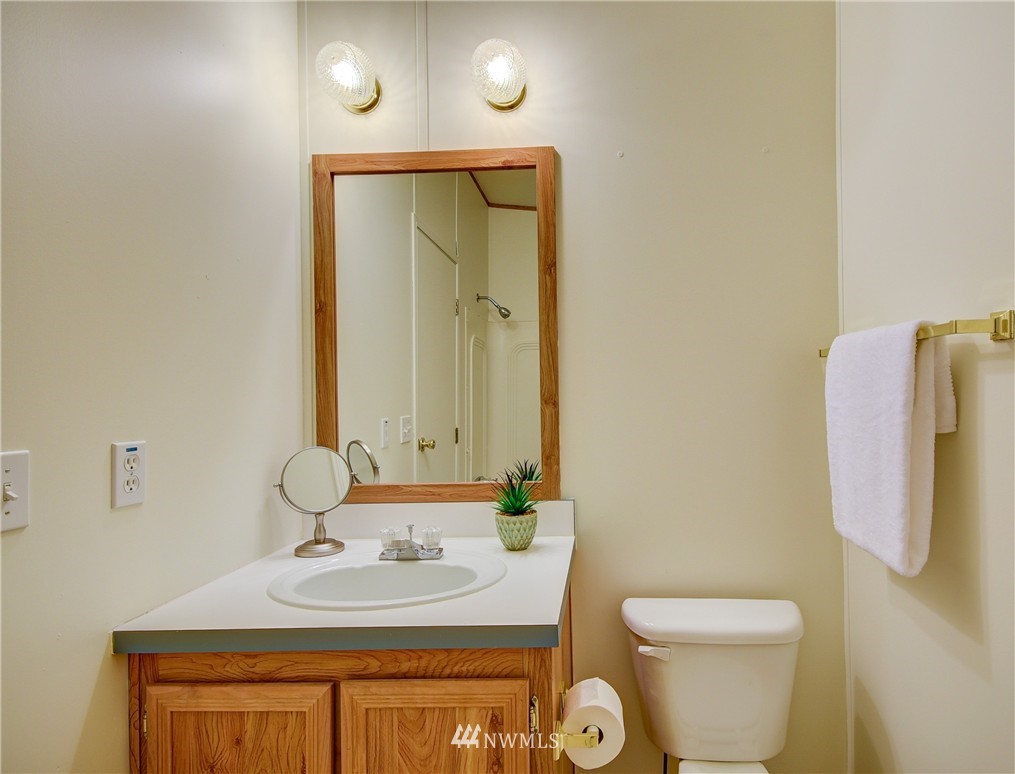 3108 Taylor Road Oak Harbor, WA 98277 - Photo 11 of 25 Gallery Image 11