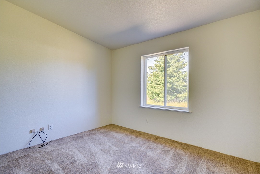 3108 Taylor Road Oak Harbor, WA 98277 - Photo 14 of 25 Gallery Image 14