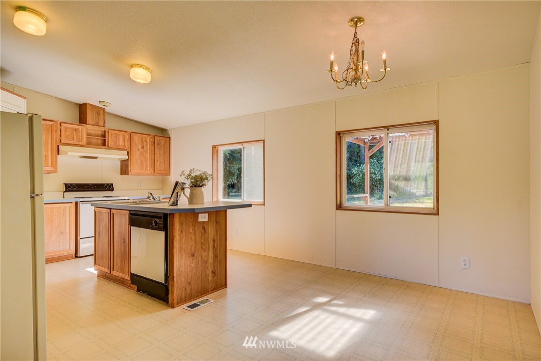 3108 Taylor Road Oak Harbor, WA 98277 - Photo 17 of 25 Gallery Image 17