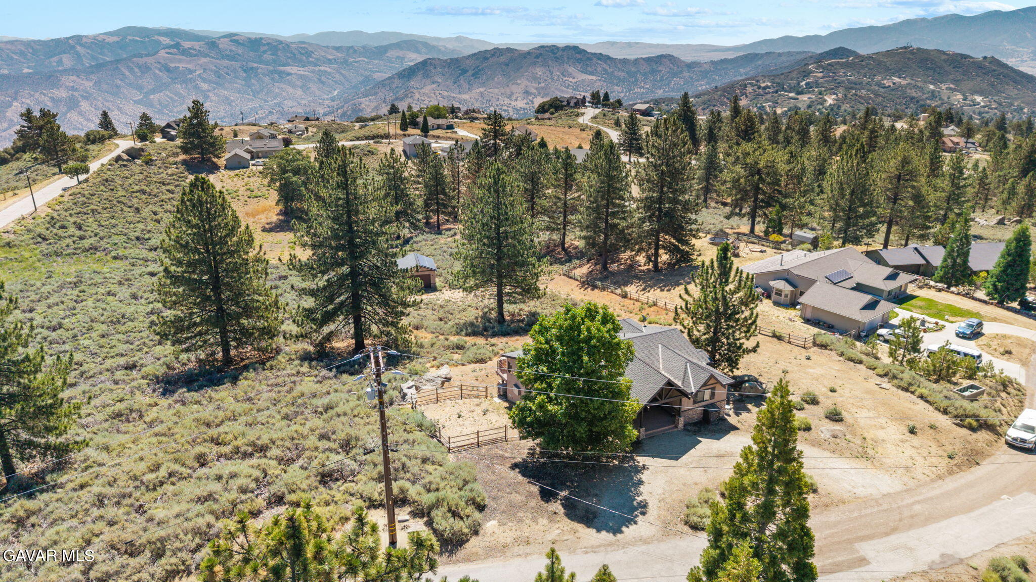 25620 High Rock Court Tehachapi, CA 93561 - Photo 5 of 49 5-web-or-mls-DJI_20260707104649_0051_D
