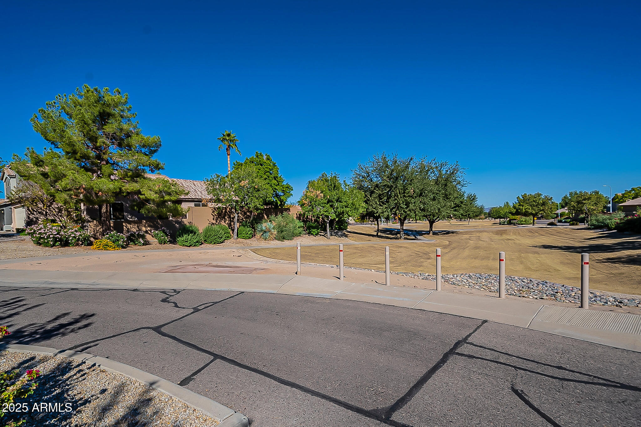 2625 East Beverly Road Phoenix, AZ 85042 - Photo 44 of 53 ListerPros-12