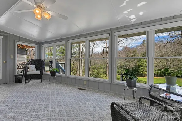 $600,000 | 222 Sedi Lane, Brevard, NC 28712