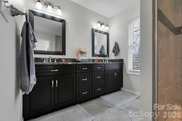 $600,000 | 222 Sedi Lane, Brevard, NC 28712