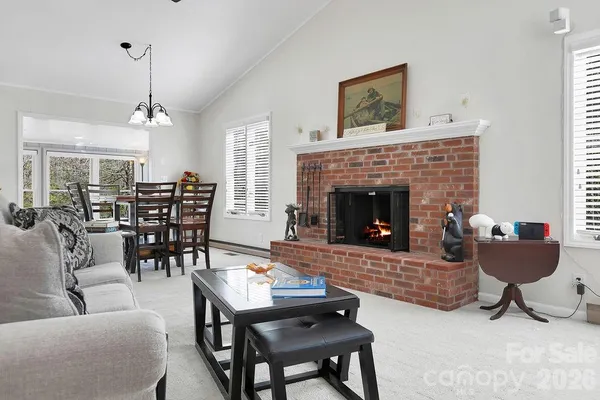 $600,000 | 222 Sedi Lane, Brevard, NC 28712