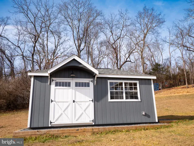 $939,000 | 161 Skylar Lanes Way, Winchester, VA 22603