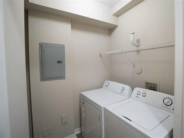 a sign broad on the side of a building