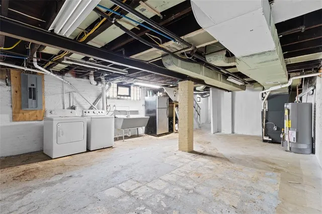 a view of a storage & utility room