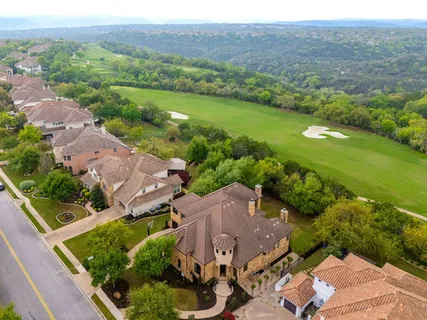 $1,799,000 | 2104 University Club Drive, Austin, TX 78732