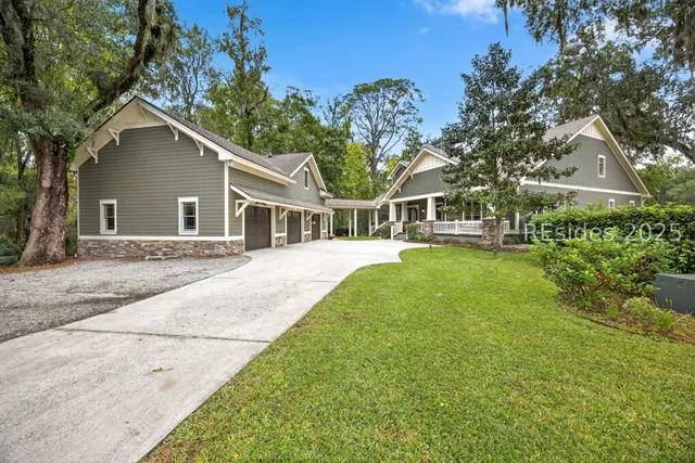 $1,895,000 | 7 Normandy Circle, Bluffton, SC 29910