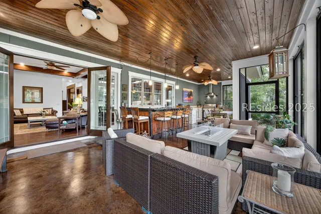 $1,895,000 | 7 Normandy Circle, Bluffton, SC 29910