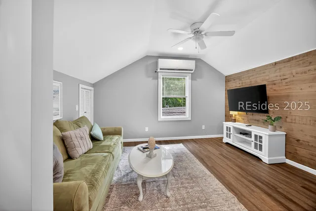 $1,895,000 | 7 Normandy Circle, Bluffton, SC 29910