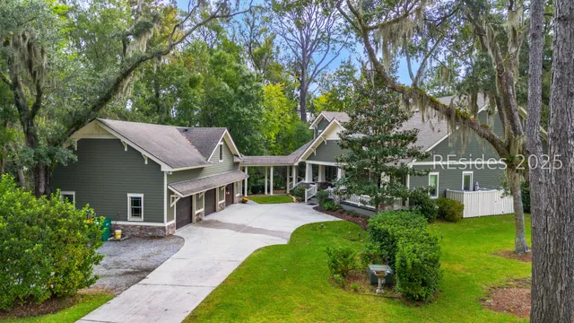 $1,895,000 | 7 Normandy Circle, Bluffton, SC 29910