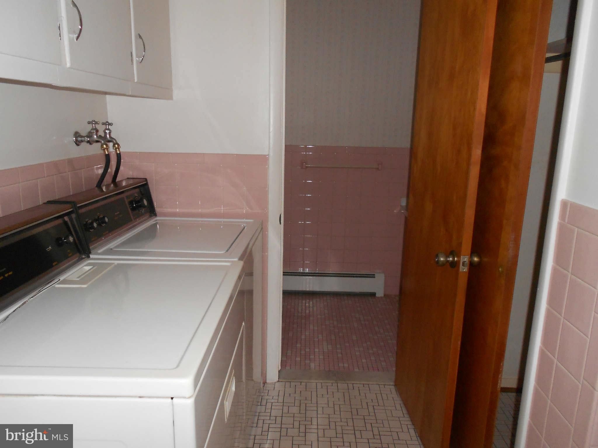 528 Old Baltimore Road Westminster, MD 21157 - Photo 11 of 21 Bath