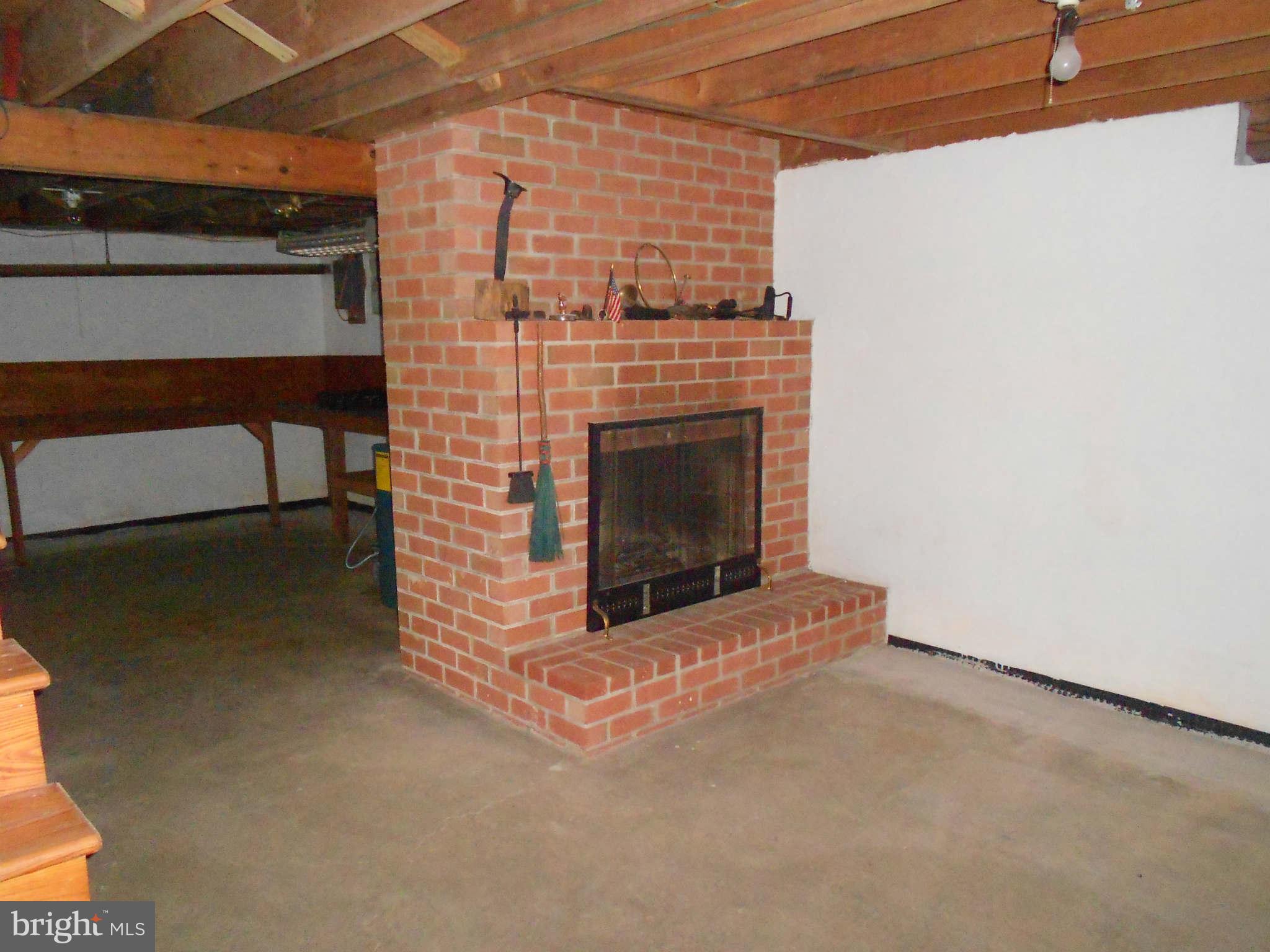 528 Old Baltimore Road Westminster, MD 21157 - Photo 18 of 21 Interior (General)