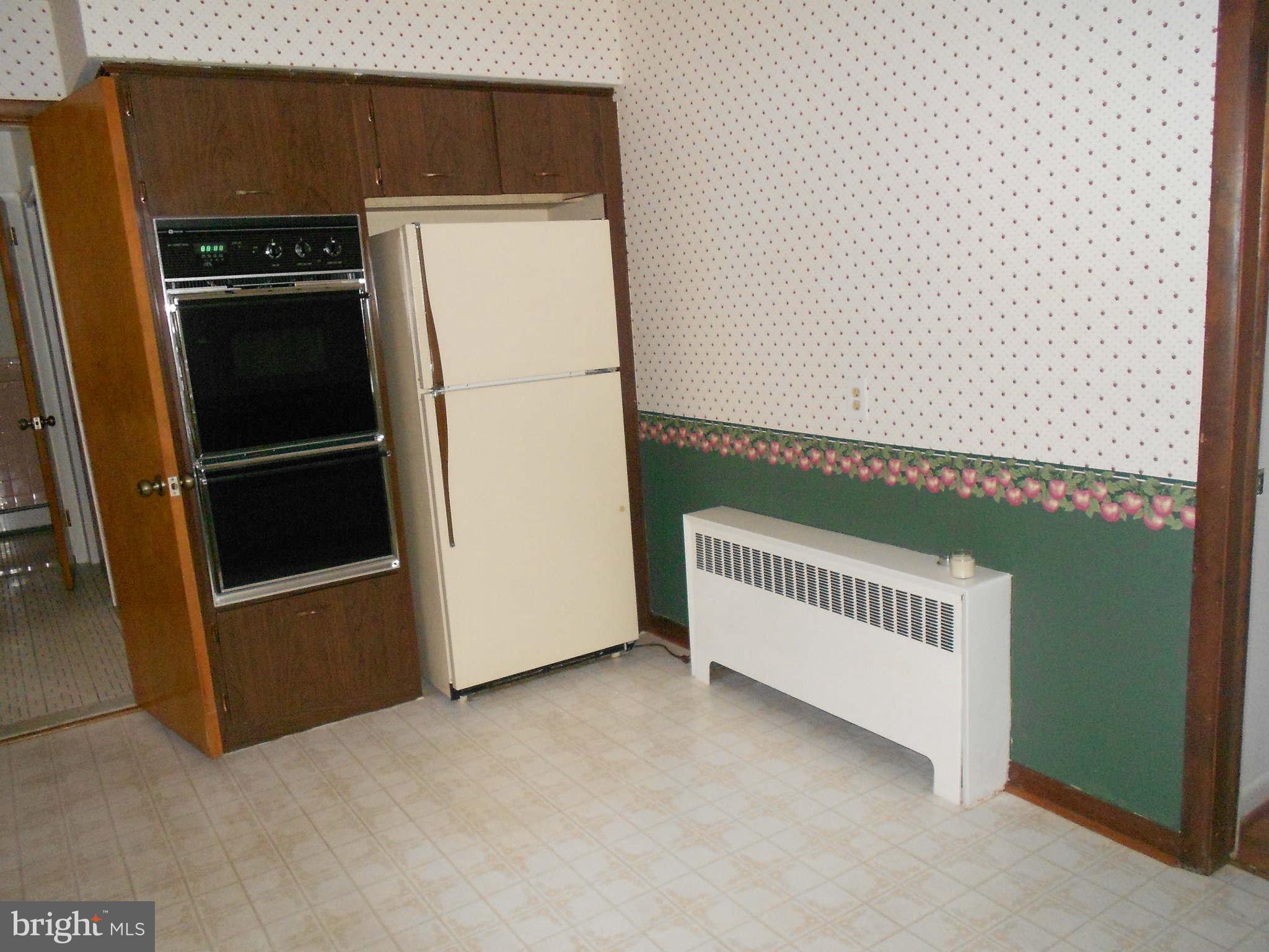 528 Old Baltimore Road Westminster, MD 21157 - Photo 9 of 21 Kitchen