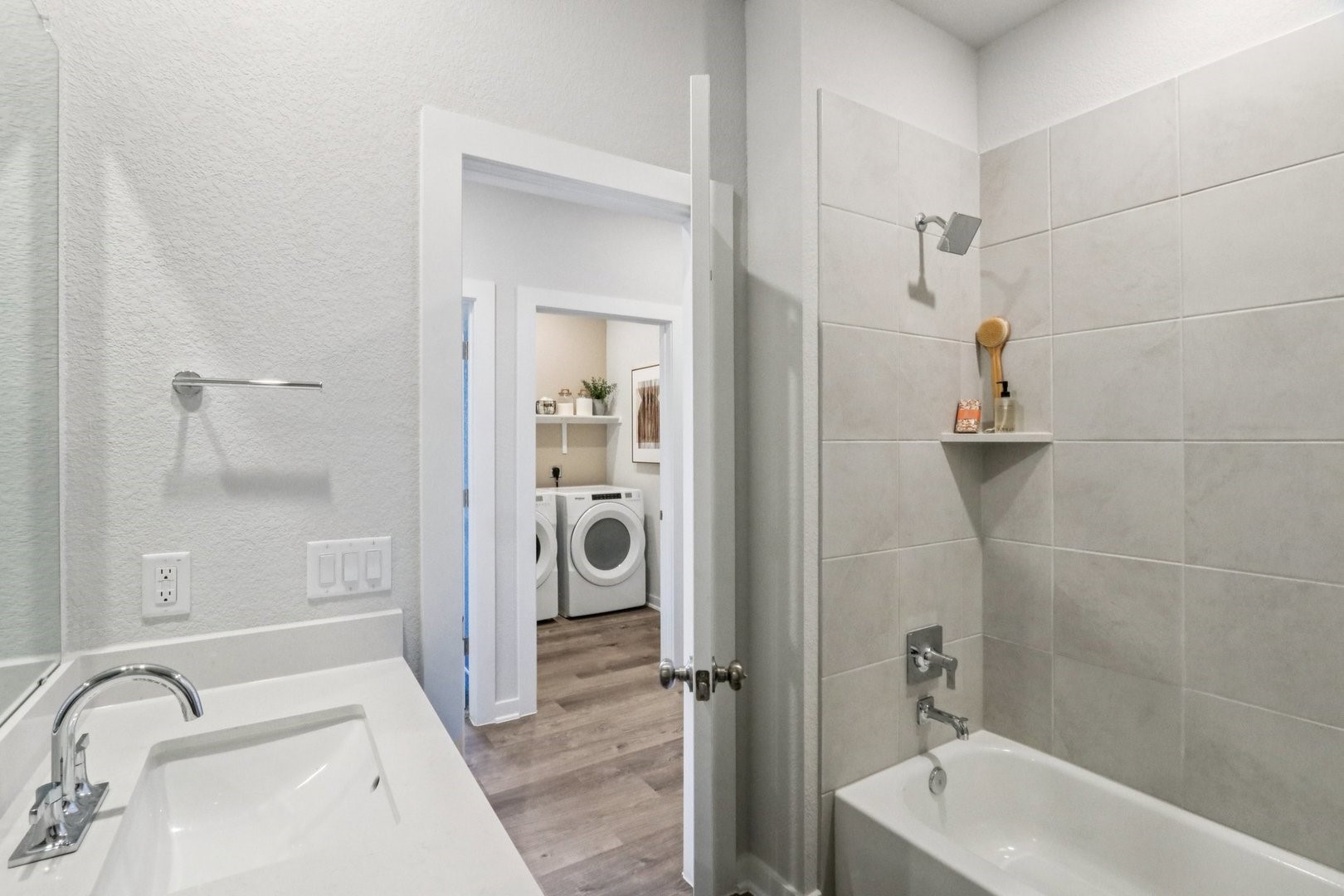 108 Hornet Street Elgin, TX 78621 - Photo 12 of 26