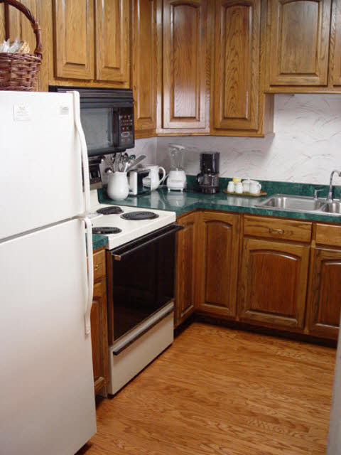 710 South Mobile Street, Unit 44 Fairhope, AL 36532 - Photo 13 of 41 Kitchen left