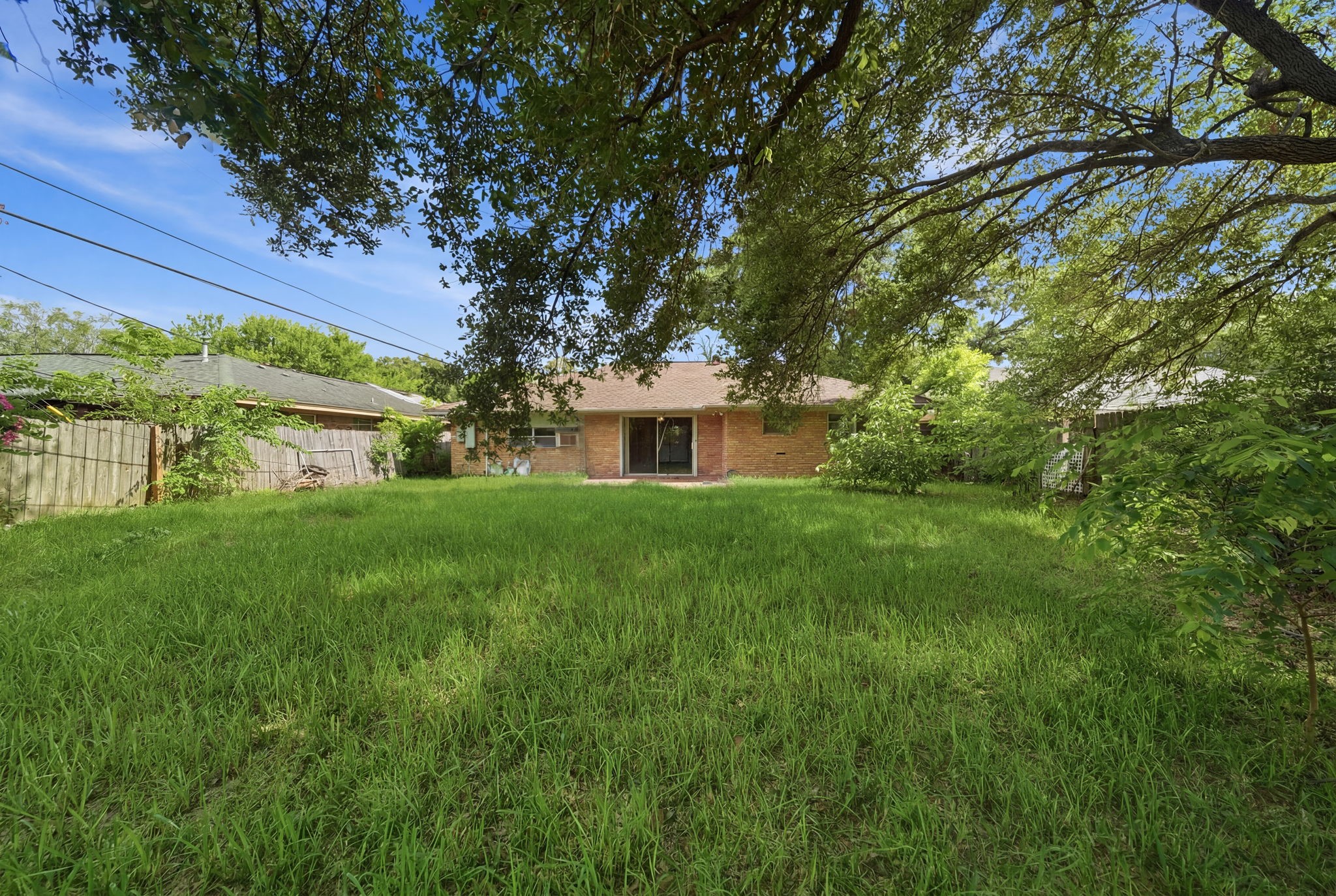 6633 Sandstone Street Houston, TX 77074 - Photo 10 of 10