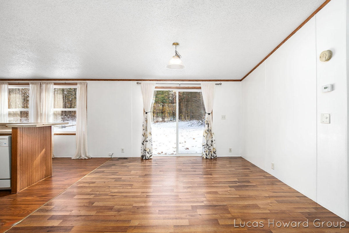 5228 Bass Lake Road Pierson, MI 49339 - Photo 5 of 18 IMG_1004