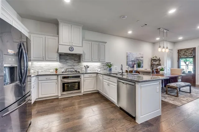 $2,850 | 4809 Paddock Trail, Carrollton, TX 75010