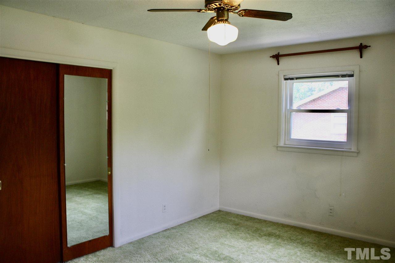2705 Fairlawn Road Durham, NC 27705 - Photo 12 of 20 Gallery Image 12