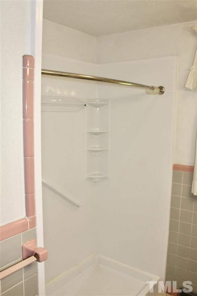 2705 Fairlawn Road Durham, NC 27705 - Photo 19 of 20 Gallery Image 19