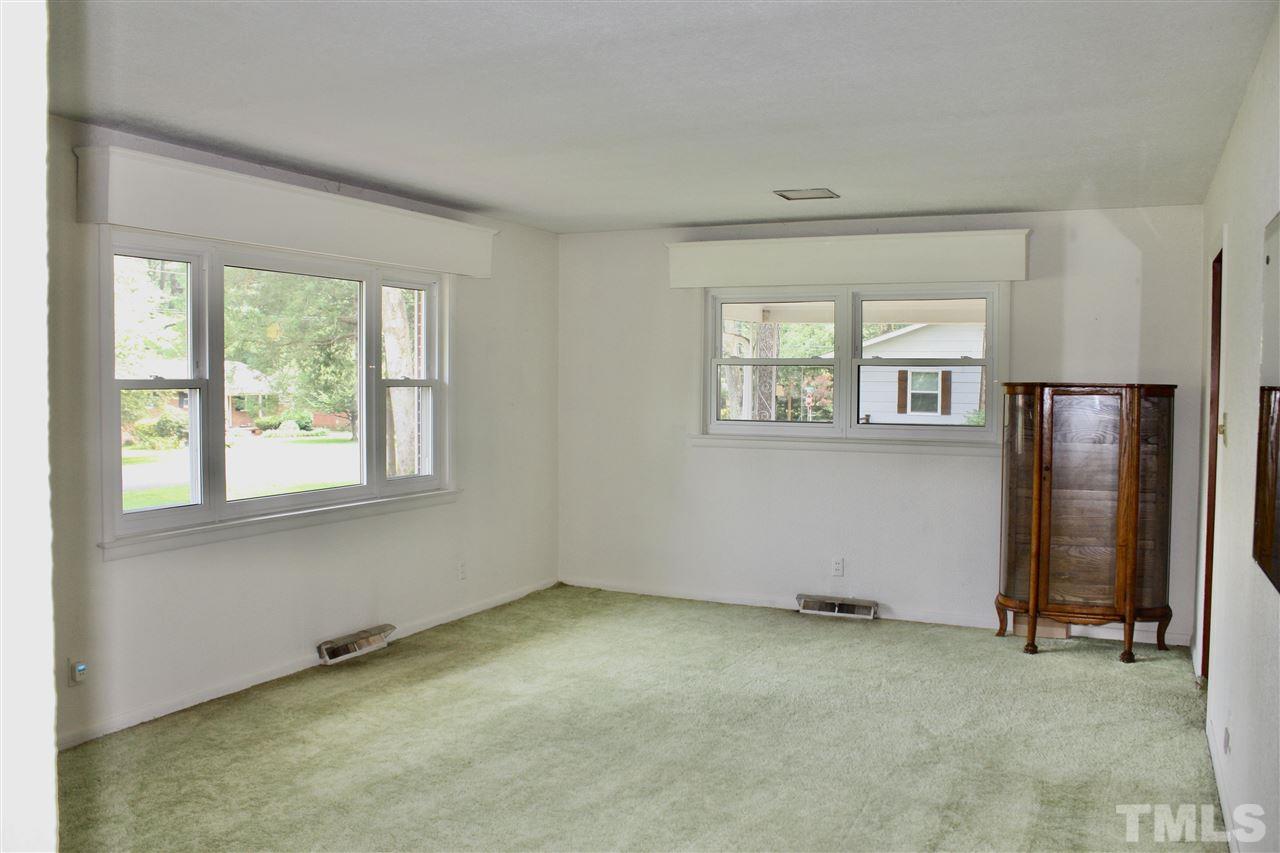 2705 Fairlawn Road Durham, NC 27705 - Photo 3 of 20 Gallery Image 3