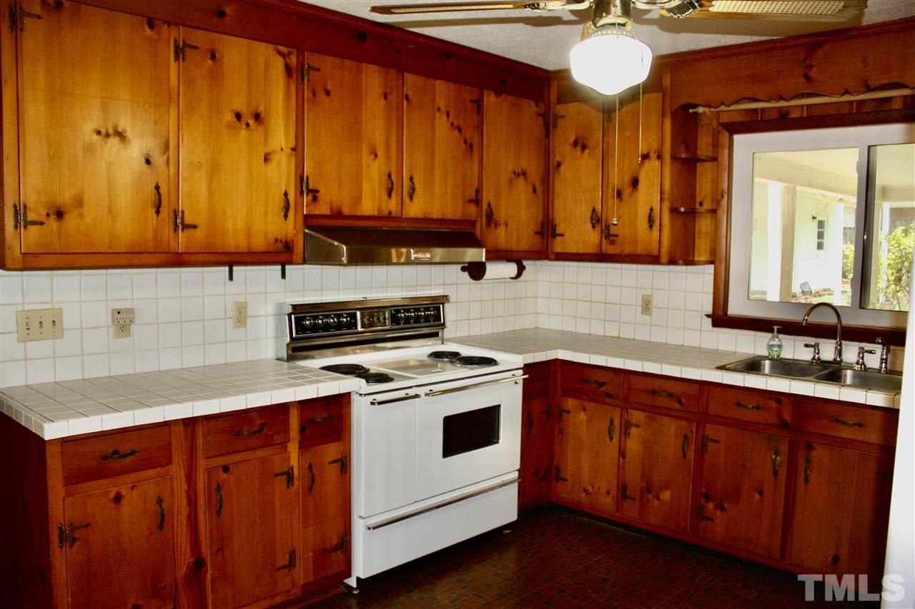 2705 Fairlawn Road Durham, NC 27705 - Photo 4 of 20 Gallery Image 4