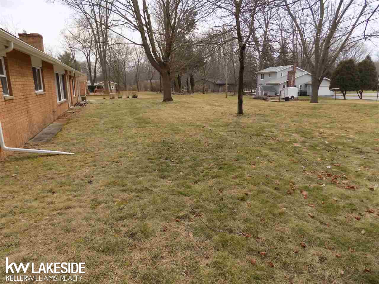 344 East Maryknoll Road Rochester Hills, MI 48309 - Photo 4 of 37
