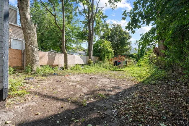 $1,050 | 505 Carbon Street, Unit 1, Syracuse, NY 13208