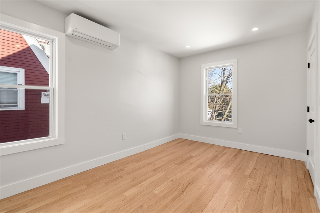 20 Townsend Street Waltham, MA 02453 - Photo 23 of 41