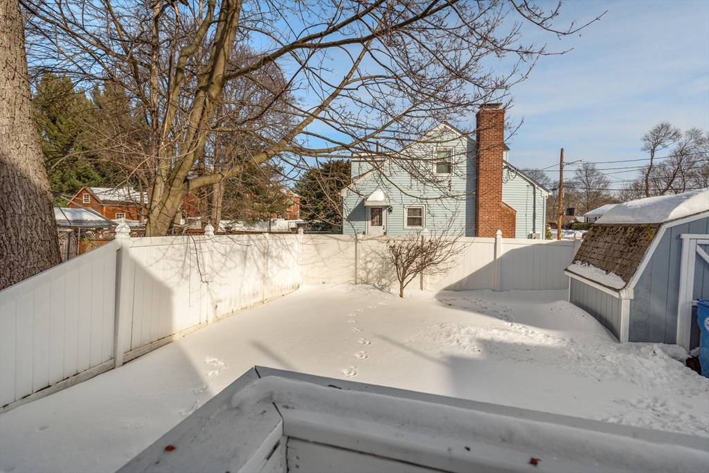 20 Townsend Street Waltham, MA 02453 - Photo 35 of 41