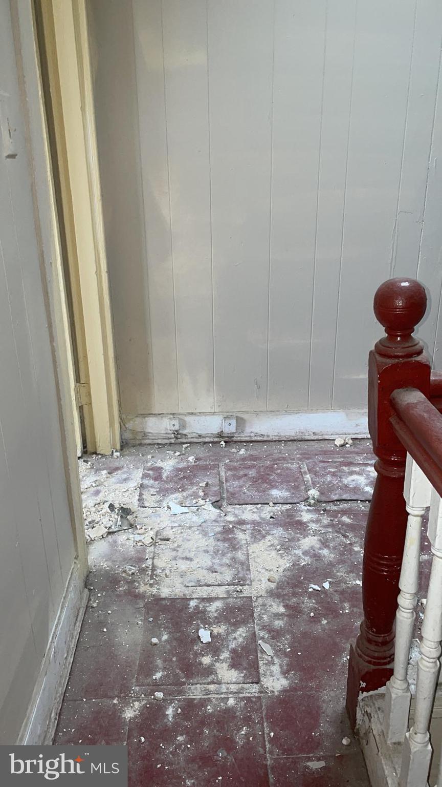 1009 Appleton Street Baltimore, MD 21217 - Photo 8 of 13