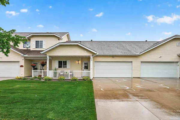 $375,000 | 2872 Long Lake Drive, Stillwater, MN 55082