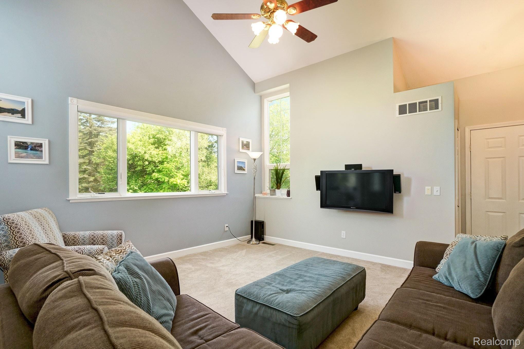 287 East Allen Road Howell, MI 48855 - Photo 15 of 34 Photo-May-31,-3-22-23-PM_32-PM.jpg