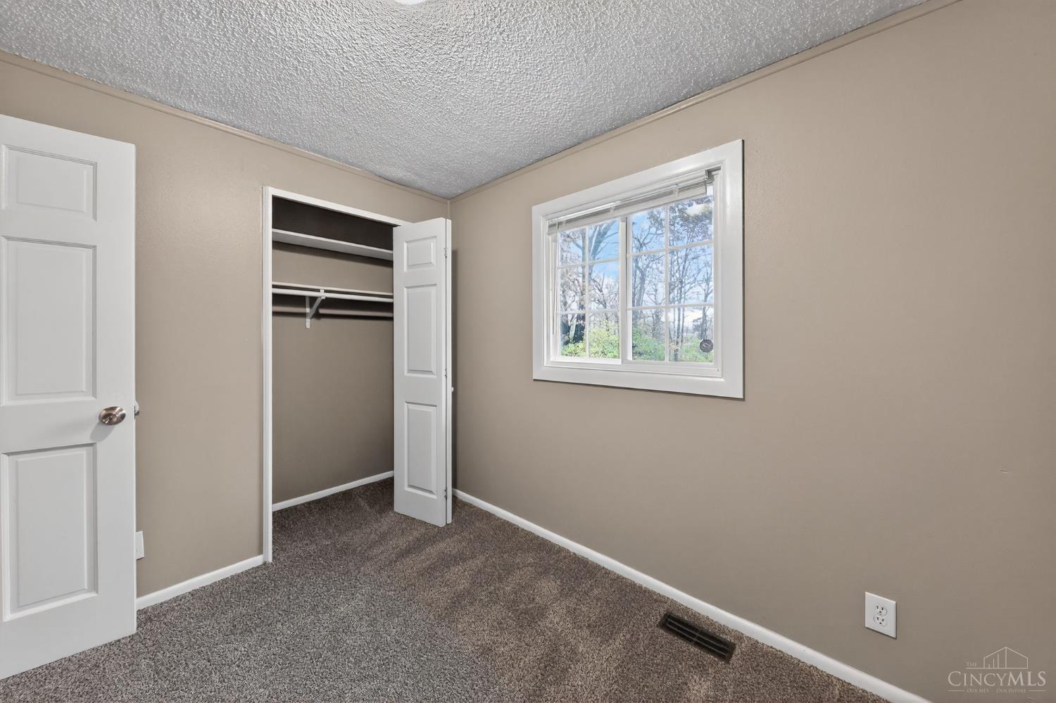 8579 Daly Road Cincinnati, OH 45231 - Photo 24 of 33 Gallery Image 24